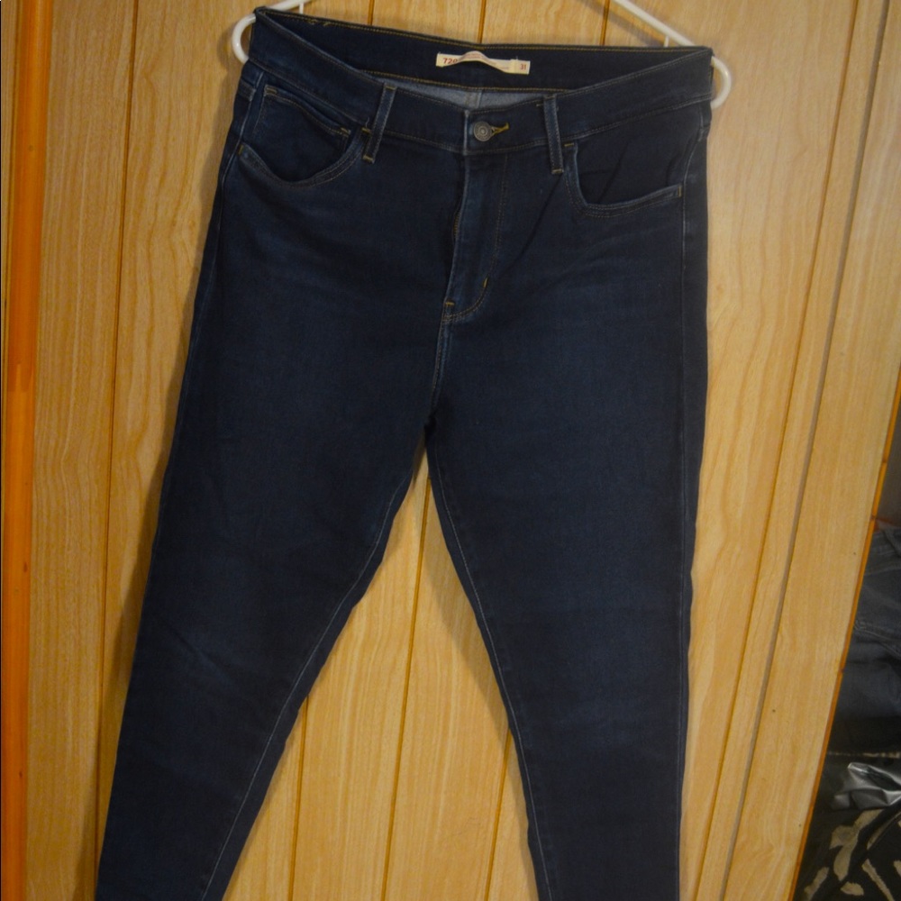Levi’s skinny jeans
